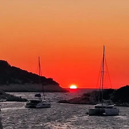 Kate 公寓 Lastovo