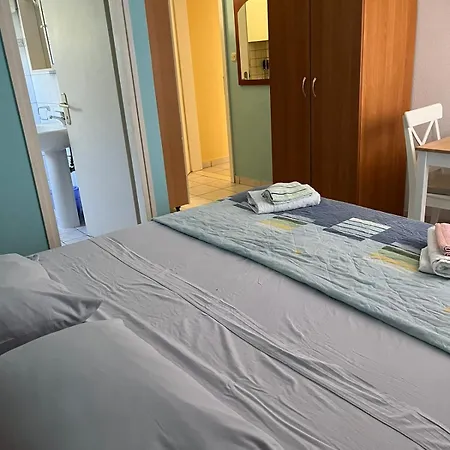 Kate Apartman Lastovo